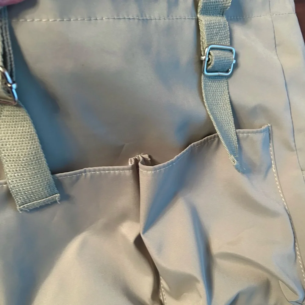 LAST CALL 🤍 sage green messenger / crossbody x shoulder / tote convertible bag